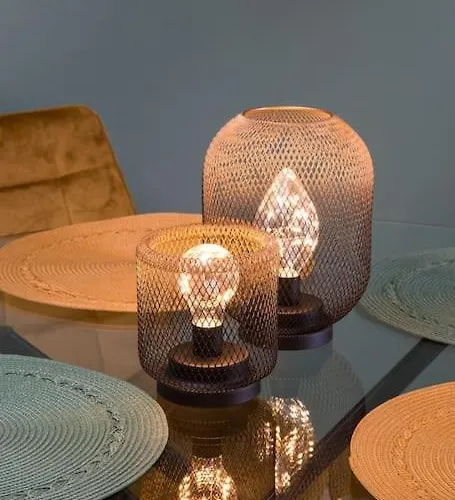 Virginia's Luxury 4 *