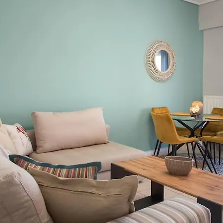 Διαμέρισμα Virginia's Luxury 4 *