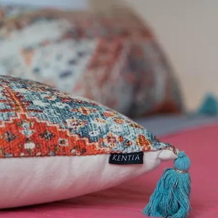 Virginia's Luxury 4 Volos