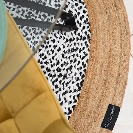 Virginia's Luxury 4